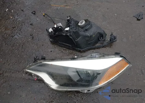 2015 Toyota Corolla Le from USA, damaged, VIN 5YFBURHE0FP234008